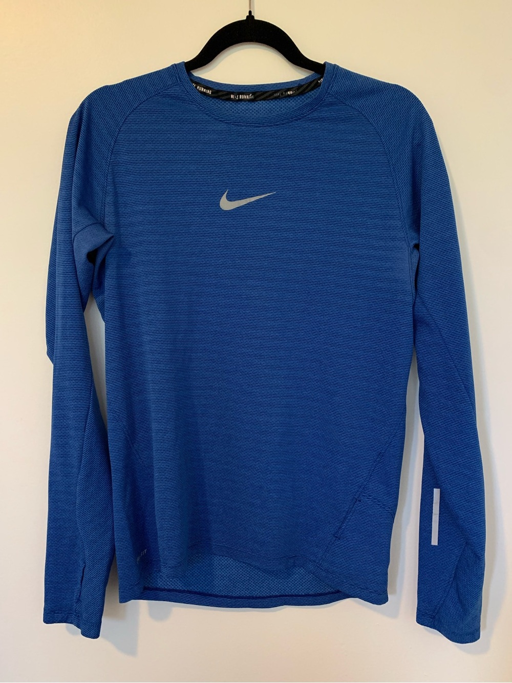 Men’s Nike Dri Fit Long Sleeve Medium